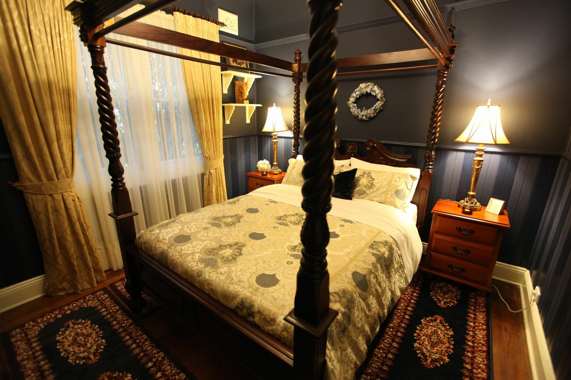 Strawberry Patch Hotel Леура Екстериор снимка