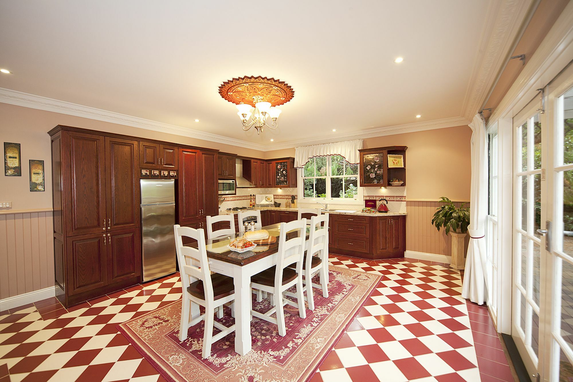 Strawberry Patch Hotel Леура Екстериор снимка